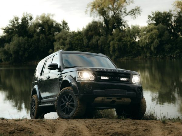 LAND ROVER DISCOVERY 4 (2014+) GRILLE KIT