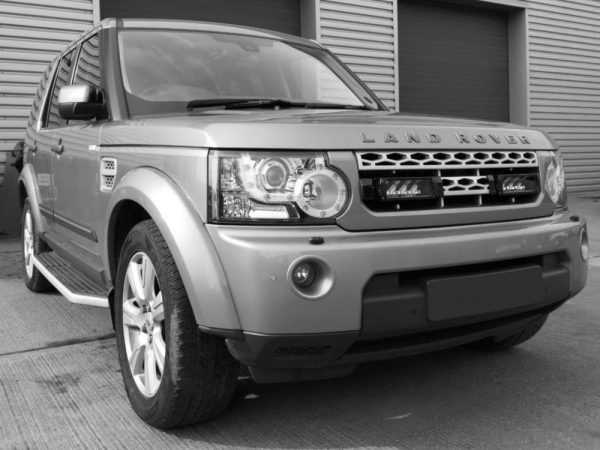 LAND ROVER DISCOVERY 4 (2009+) GRILLE KIT