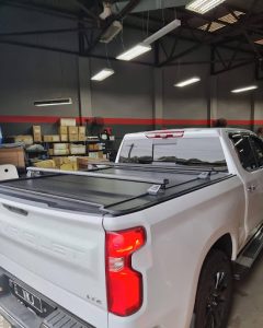 Silverado 2500 with the Motorised Roll-R-Cover